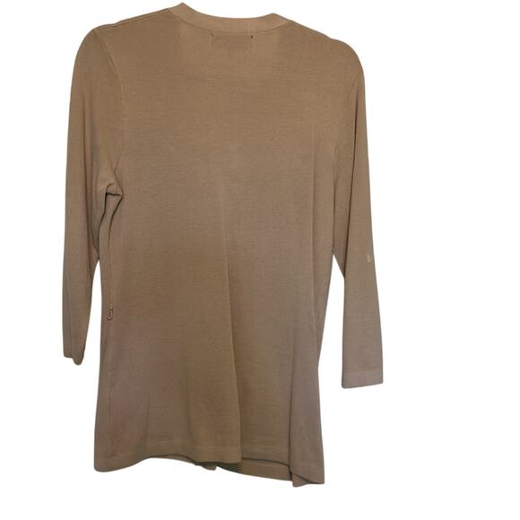 Vintage Jones New York Camel tone V-Neck Cardigan with 2 pockets Grandma Core - Picture 6 of 6